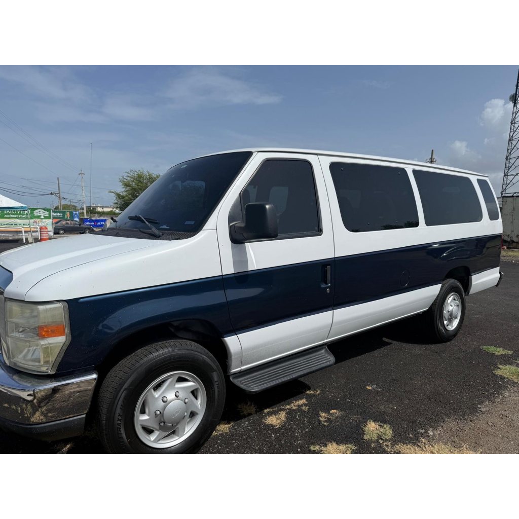 2013 Ford Econoline E350 VIP