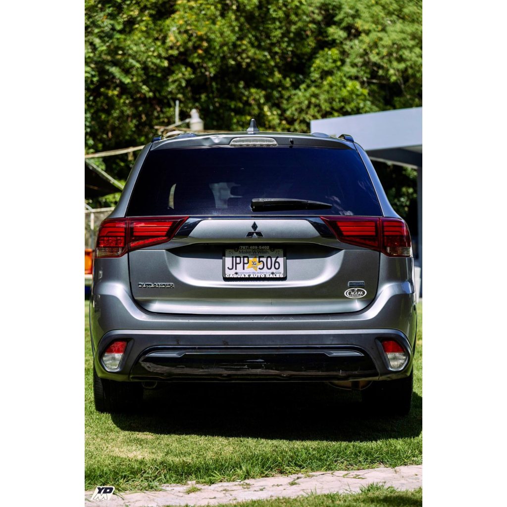 2020 Mitsubishi Outlander SE