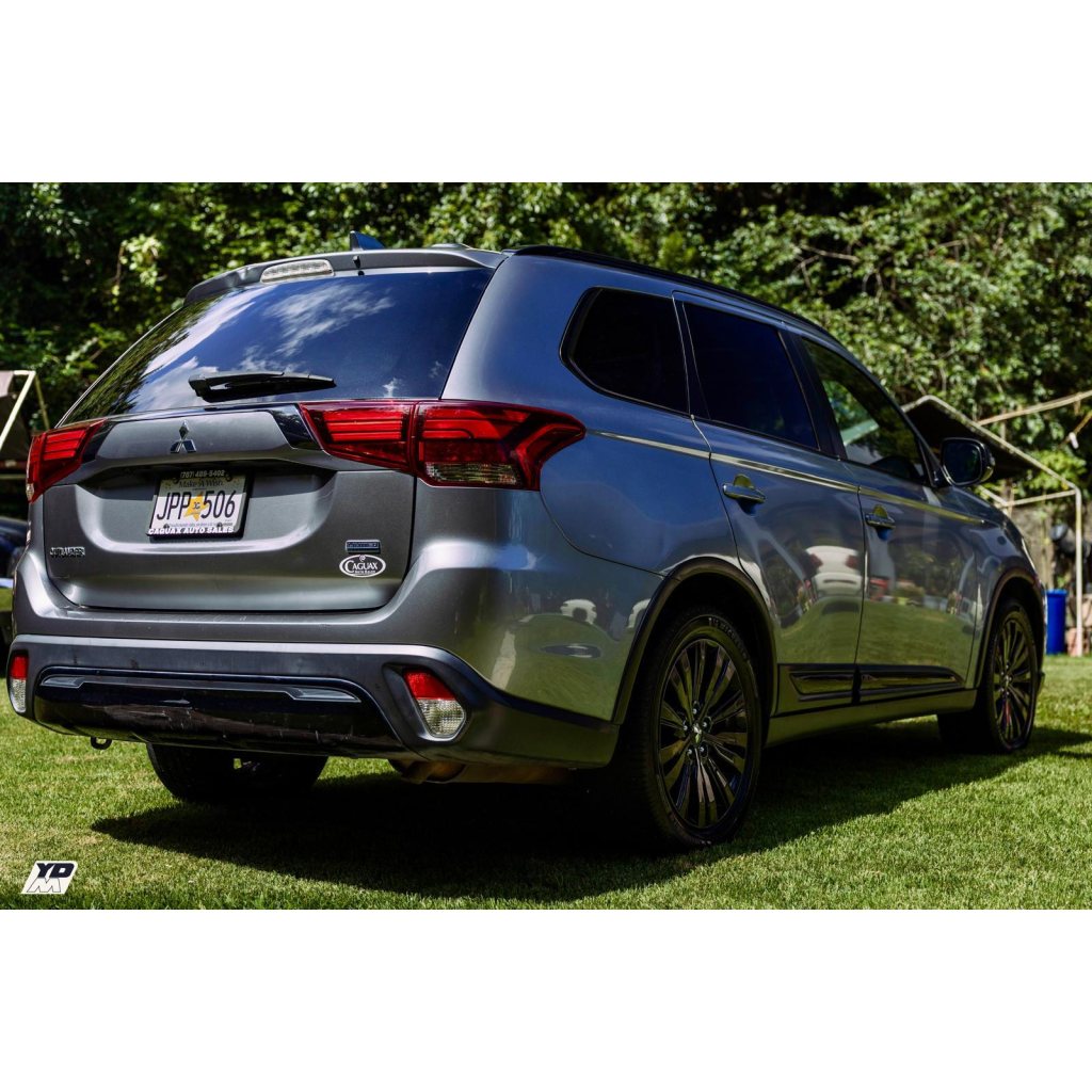 2020 Mitsubishi Outlander SE